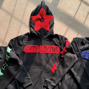 Sweat à capuche d'hiver personnalisé pour homme avec patchs en chenille, broderie intégrale en chenille, 100% coton, coupe oversize, écologique - Product Image 3