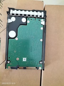 Disque dur SAS 12G Mission Critical 10K SFF BC 512E de 2,4 To P28352-B21 en gros - Product Image 5