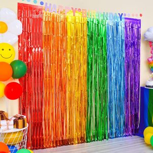MADESHINE Guirnalda de flecos de papel de aluminio verde, dorado y plateado de 2m para fotomatón, telón de fondo para decoraciones de fiesta - Product Image 1