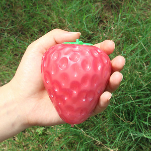 Botu Simulated Color-changing Discolored Strawberries Squeeze Toy Sensory Pinch Decompression Toy <b>Fidget</b> Toy Kids Tricky - Product Image 1