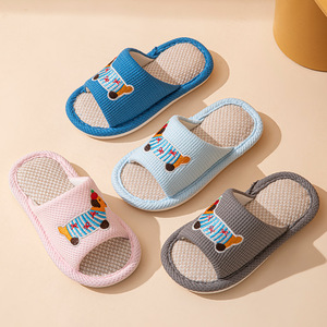 Nouveau Design Claquettes <span class=keywords><strong>en</strong></span> PVC pour Enfants Chaussons d'Intérieur à Bout Ouvert avec Assurance Qualité - Product Image 1