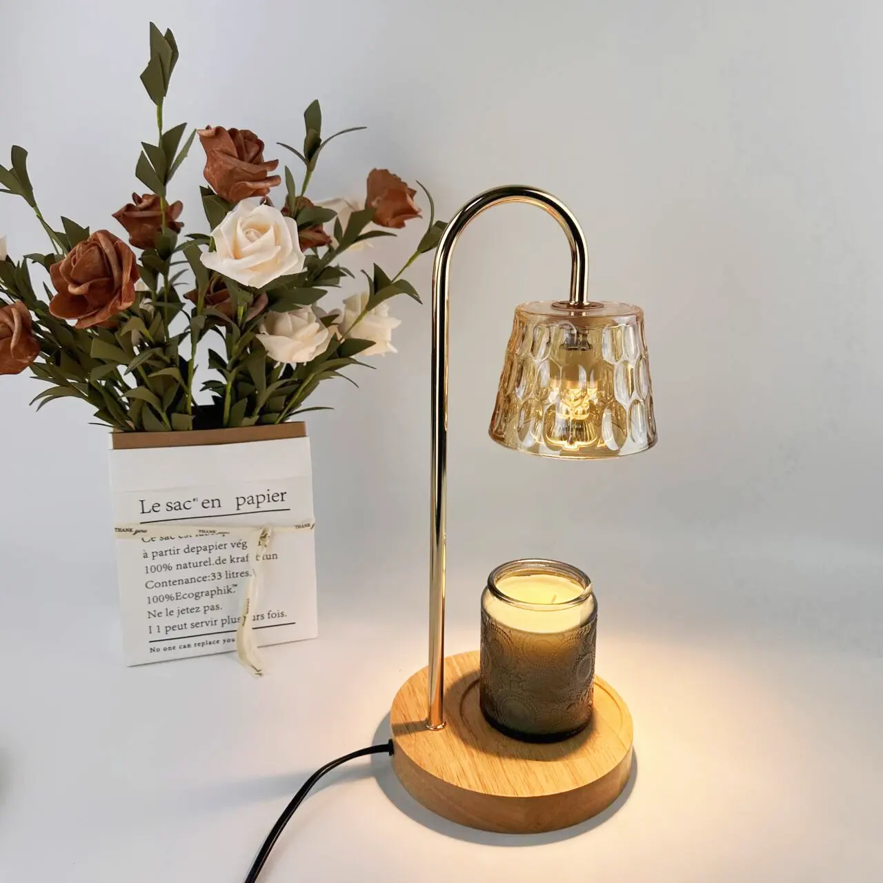 Lámpara calentadora de velas de cristal moderna de nuevo diseño 2024 con temporizador, calentador de fusión de cera eléctrico perfumado regulable para decoración de interiores
