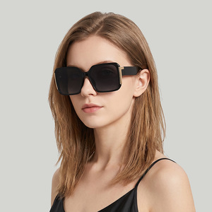 European American Retro Square Frame <b>Sunglasses</b> Women's UV400 Protection Outdoor Fashion Glasses Plastic Metal Frame - Product Image 4