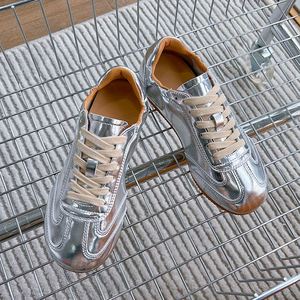 Nouvelle Arrivée Baskets Coréennes Rétro à Lacets pour Femmes en PU Imperméables, Amortissantes, Légères, Confortables et Respirantes pour l'Automne - Product Image 5