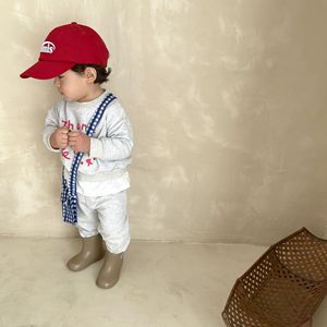 Usine personnalisée vêtements pour <span class=keywords><strong>nouveau</strong></span>-<span class=keywords><strong>né</strong></span> bébé 2 pièces ensembles <span class=keywords><strong>de</strong></span> jogging enfants bébé vêtements ensembles garçons - Product Image 5