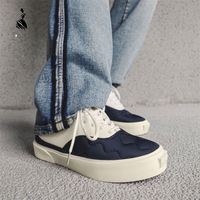 Nouvelles baskets vulcanisées en toile avec doublure en tissu, design unique et tendance pour hommes, chaussures de sport décontractées pour hommes, vente en gros