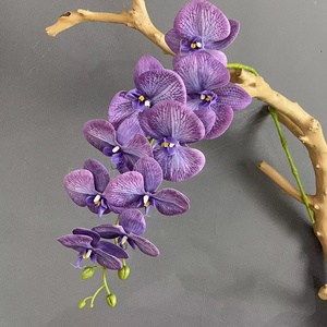 Orquídeas Blancas Artificiales Everbloom de Alta Calidad, Phalaenopsis Artificiales al por Mayor, Diseño de Mariposa con Tacto Real, Hechas a Mano con Película Suave - Product Image 3