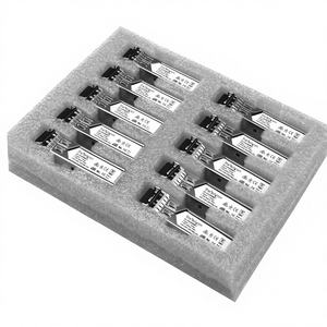 StarTech.<span class=keywords><strong>com</strong></span> voor <span class=keywords><strong>GLC</strong></span>-<span class=keywords><strong>SX</strong></span>-<span class=keywords><strong>MM</strong></span> compatibele SFP-module (10-pack) 1000BASE-<span class=keywords><strong>SX</strong></span> 1GbE Multimode Fiber MMF Optische Transceiver LC 550m - Product Image 1