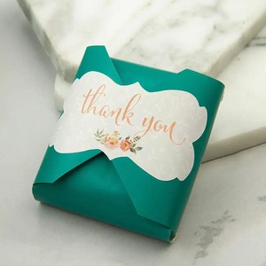 ม้วนกระดาษสังเคราะห์สีสันสดใสแบบขายส่ง เป็นมิตรกับสิ่งแวดล้อม รีไซเคิลได้ เคลือบสองด้าน กันน้ำ วัสดุสำหรับห่อของขวัญและงานฝีมือ - Product Image 2