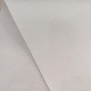 Membrane de barrière vapeur synthétique pour toiture, sous-couche stratifiée en tissu non tissé PP et tissé PE, anti-vieillissement, pour isolation des maisons - Product Image 3