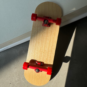 Monopatines de Dedo de Madera de Alta Calidad, Tabla de Dedo con Tecnología Profesional, Juguete de Monopatín de Dedo - Product Image 3