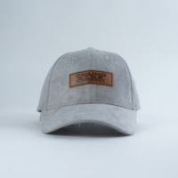 Casquette de baseball en daim haut de gamme personnalisée, chapeau structuré à 6 panneaux de luxe, style patch en cuir, casquette en daim uni pour personnalisation de marque