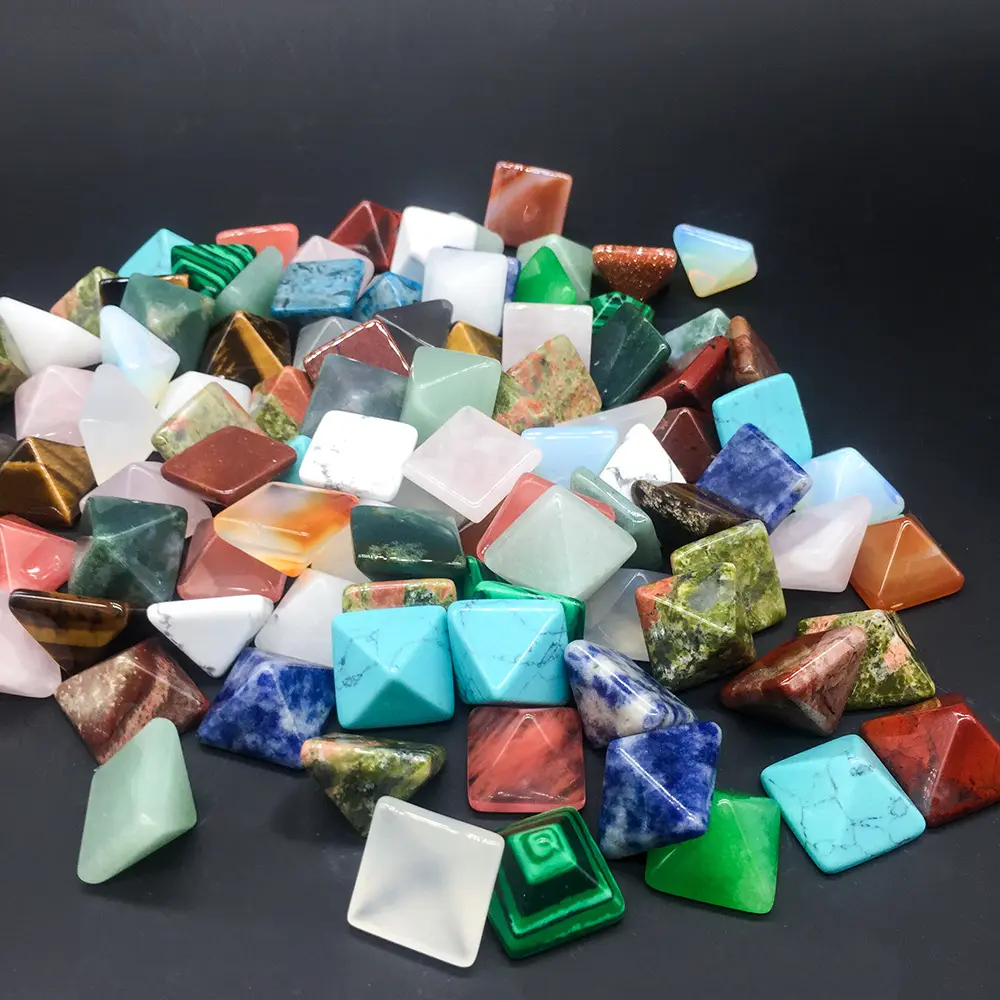 Atacado semi-precious pedra artesanato 7 chakra cristal de quartzo pirâmide