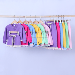Sudadera de Moda para Niñas con Volantes en el Bajo, Cuello Acanalado y Detalle en V, Logotipo Personalizado, Patrón Personalizado, Fabricante OEM ODM - Product Image 2