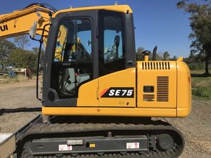 Excavatrice sur chenilles de 7,5 tonnes avec moteur de 48,9 kW SE75 - Product Image 3