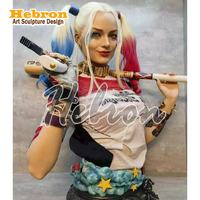 Buste personnalisé Harley Quinn, sculpture Harley Quinn à l'échelle 1:1 en silicone, buste DC, ventes en gros de sculptures artisanales en résine