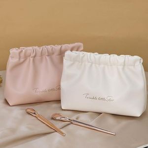 Petite trousse de rangement portable en cuir PU souple pour cosmétiques, sacs de maquillage de voyage pour femme - Product Image 1