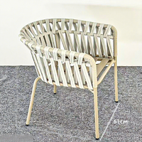 Chaise de salle à manger de jardin en rotin moderne personnalisée avec structure métallique, mobilier d'extérieur pour hôtel et patio