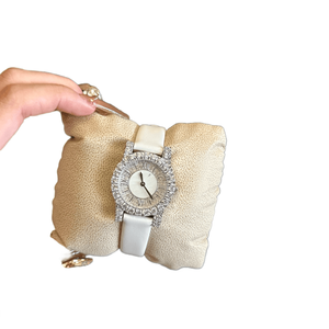 Reloj de Lujo para Mujer con Diamantes Incrustados, Bisel de Cristal Brillante, Esfera con Números Romanos, Elegante Reloj de Pulsera - Product Image 5