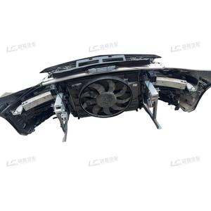 Paraurti Anteriore Originale con Clip per <span class=keywords><strong>Mercedes</strong></span>-Benz <span class=keywords><strong>Classe</strong></span> <span class=keywords><strong>C</strong></span> W206 AMG (C200/C260/C300) - Usato per Sostituzione/Riparazione - Product Image 4