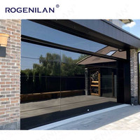 Portes de garage électriques isolées en verre trempé double sans cadre en aluminium Rogenilan pour usage domestique et commercial