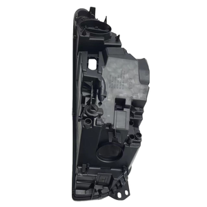 Copertura Inferiore <span class=keywords><strong>Nera</strong></span> per Faro Posteriore, Alloggiamento Posteriore per <span class=keywords><strong>Volvo</strong></span> <span class=keywords><strong>XC40</strong></span> 2022-2023 - Ricambio Base <span class=keywords><strong>Nera</strong></span> Premium - Product Image 5