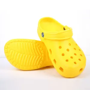 Designer Clog Shoes Garden Sandals For Women Wholesale Price EVA Clogs Soft Summer Beach Sandals Breathable
