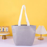 Sacs fourre-tout pliables en RPET de couleurs assorties personnalisés, robustes, spacieux et élégants, pour l'emballage de cadeaux, les activités de plein air décontractées