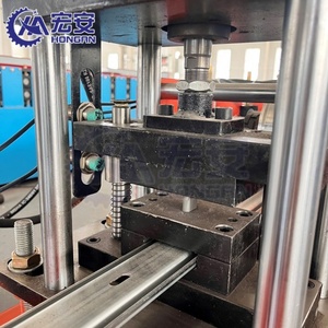 Máquina Perfiladora de Acero Ligero Hauan M con Motor PLC, Motor de Engranajes y Rodamientos - 380V - Product Image 3