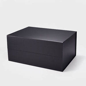 Low MOQ Custom Logo Luxury <b>Black</b> Magnetic Closure Rigid Cardboard Gift <b>Box</b> With Eva Foam Insert - Product Image 2