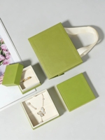 Boîte d'emballage en carton ondulé avec logo personnalisé, fermeture magnétique pour boucles d'oreilles, colliers, bijoux, cadeaux, laminage brillant, estampage
