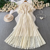 Robe décontractée élégante pour femme WIWT à manches courtes en dentelle, coupe trapèze, avec découpes et décorations papillon, longue et fluide, idéale pour le quotidien et les vacances