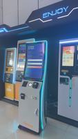 Terminal de jeu d'arcade en libre-service Funova / Distributeur de cartes-cadeaux avec paiement en espèces et par carte de crédit pour les parcs d'attractions intérieurs