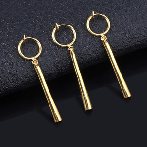 Set di 3 Orecchini Pendenti Dorati Cosplay di Roronoa Zoro da One Piece, Gioielli alla Moda per Uomo e Donna - Product Image 2