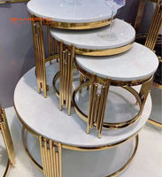 Nouvelle conception de meubles de salon de luxe, table basse en marbre blanc avec cadre en acier inoxydable doré, ensemble de 4 pièces