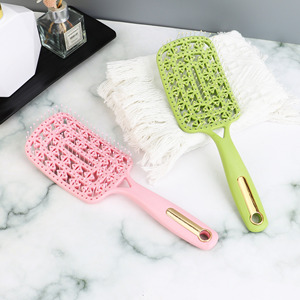 Hollowed-out Massaging Comb Macaron <b>Smoothing</b> Comb Dry and Wet Dual-purpose Hair <b>Brush</b> - Product Image 2