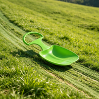 Vente Chaude Traîneau en forme de cuillère vert vif avec poignée annulaire monobloc en plastique lisse pour pelouse, sable, neige, jouet de descente pour enfants