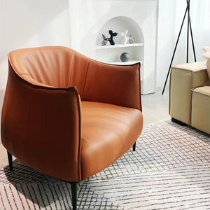 Poltrona in Pelle Italiana di Lusso, Sedia Lounge di Design in Pelle Bovina Spessa - Divano Monoposto Classico di Alta Gamma per il Soggiorno - Product Image 3