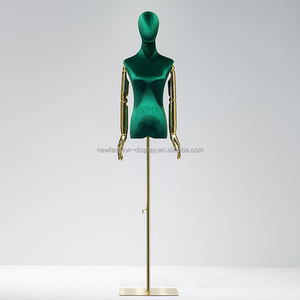 Maniquí de <span class=keywords><strong>ropa</strong></span> de medio cuerpo <span class=keywords><strong>a</strong></span> la moda para mujer, terciopelo ajustable para la parte superior del cuerpo con brazo dorado flexible hecho de plástico - Product Image 5
