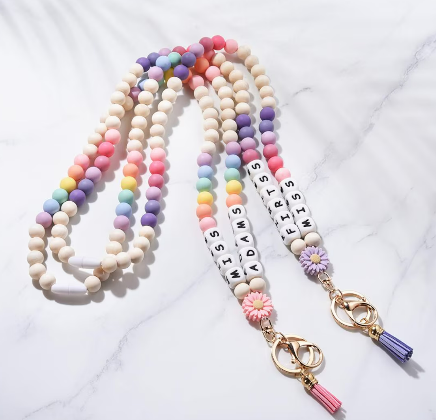 Boho Style Cute Design Smile Beads Custom Words Long Lanyard Keychain With Card Hold Badge Gifts for Teacher 2025 Image 3