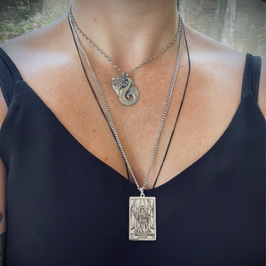 Collar Esotérico Retro de Cartas del Tarot Joyería Estética de Acero Inoxidable Colgante de los Arcanos Mayores Amuleto de Buena Suerte - Product Image 3