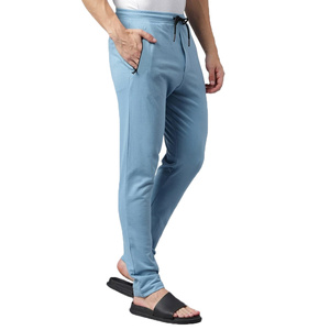 Pantalon pour homme au design décontracté, léger et polyvalent, avec une coupe droite et un devant minimaliste pour un facile assortiment avec n'importe quel haut - Product Image 3