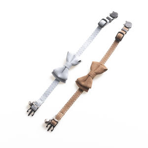 Pequeño estilo occidental sólido terciopelo cinta gato Collar personalizado decorativo arco fábrica <span class=keywords><strong>Outlet</strong></span> campana nuevo acolchado poliéster diseño - Product Image 3