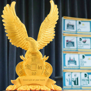 Grand <span class=keywords><strong>Ambition</strong></span> Or 24K Aigle Ornement Bureau Richesse Décoration Résine Artisanat Modèle Peng Spreading Wings Art pour Ouverture d'Entreprise - Product Image 6