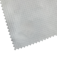 Tissu 100% nylon 18-40GSM ultra léger, ripstop, respirant et imperméable pour veste et vêtements de travail