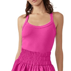 Mono de punto de verano para mujer de marca privada, estilo camisero, de cintura alta, sin mangas, ajustado, hasta la rodilla, con logo por transferencia térmica - Product Image 2
