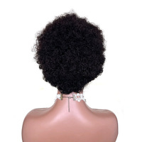 La coiffure Buzz Cut la plus vendue est réalisée à partir de cheveux humains 100% naturels, offrant des options de coiffage uniques.
