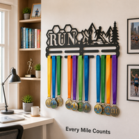 Support mural personnalisé en métal pour médailles avec rangement pour trophées et rubans, plaque nominative gravable pour récompenses sportives des enfants