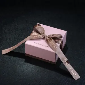 Роскошное Подарочное кольцо, маленькое картонное фиолетовое ювелирное изделие, упаковочное ожерелье, упаковка, коробка для ювелирных изделий с лентой, поставщик