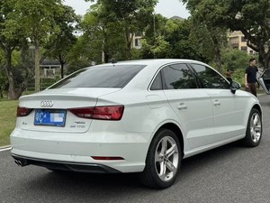 Audi A3 <span class=keywords><strong>2010</strong></span> Usado en Buen Estado con Caja de Cambios Automática, Motor Turbo, Volante a la Izquierda, Cámara Trasera, Asientos de Tela, Neumáticos R17 - Product Image 6